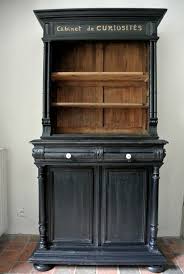 une bibliotheque cabinet de curiosite mobilier de salon et meuble