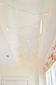 String lights can be used in many different ways to create a relaxing ambiance in the bedroom. 26 Gorgeous Ways To Decorate Your Home With String Lights