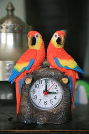 In het laatste weekend van maart, in de nacht van zaterdag op zondag (27/28 maart 2021) worden de klokken om 2 uur een uur vooruit gezet (begin zomertijd, einde wintertijd 2020). Zomertijd 2021 Ezelsbruggetje Voor Het Verzetten Van De Klok