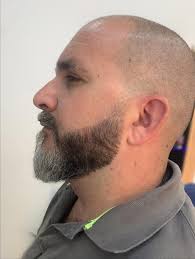 Mr. Steven #barber #barbershop #fade #hair #menshair #menshaircut #menstyle  #wahl #isoladelba #wahlpro #reuzelpomade #reuzel #uppercutdeluxe #beard  #bearded #haircut#skinfade #shave #isoladelba