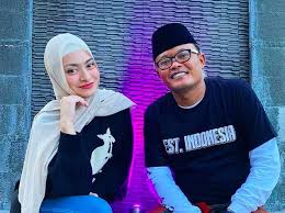 We did not find results for: Perkahwinan Didakwa Goyah Nathalie Holscher Sudah Keluar Rumah Sule Kunci Mulut Mohon Doa Bintang Global Mstar