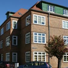 Das haus besteht aus 2 gewerbeeinheiten und 5 wohneinheiten. 4 Zimmer Wohnung Zu Vermieten Werderstr 16 18273 Gustrow Gustrow Kreis Mapio Net