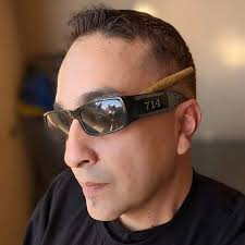 私は男性の友達が必要です 🥺 私はいつも私のおすすめの友達で会っていますが、少なくとも私に挨拶してくれますか?