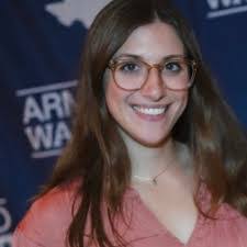 Cara Santucci's Instagram, Twitter & Facebook