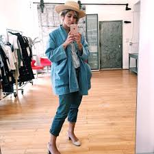 Maybe you would like to learn more about one of these? Selfiemania 7 Tips To Click Perfect Mirror Selfie Like A Pro Girlstyle India