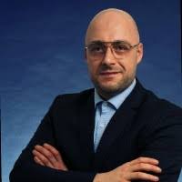 200+ Profile mit dem Suchbegriff „Augenstein“