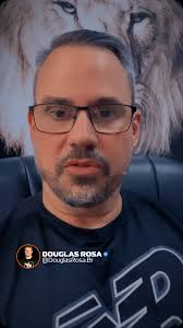 DOUGLAS ROSA