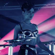 It is incredibly loud, and would have given away its position to the bad guys long before it was able to spy on them. Vanessa Hudgens News Kelly In All Her Undercover Ness Lol