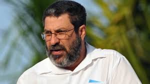 Raúl Castro destituye a dos ministros "por errores e incompetentes"