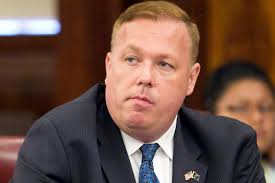 Halloran admits he took $10K from undercover FBI agent