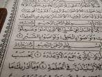 Quran 104 surah al humazah the traducer gossipmonger arabic. Surat Al Asr Lengkap Arab Latin Dan Artinya Tribun Jateng