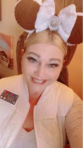 Princess Leia says happy bank holiday everybody x🐶