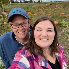 Best real estate agent for homes in Lansing. Specializing in first time  buyers.