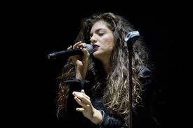 A new photo on her website reveals the cover artwork for. 0tg4 Fbx7urzom