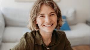 Aimee Heim's Instagram, Twitter & Facebook