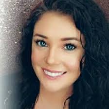 Samantha Costello's Instagram, Twitter & Facebook