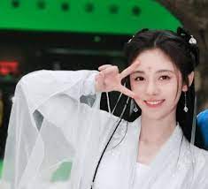 Happy birthday #jujingyi #鞠婧禕 #kikuchanj #kiku #쥐징이 #キクちゃん #cúctịnhy #จูจิงอี้ #鞠婧禕0618生日快樂 pic.twitter.com/icytzigl8r. å¦‚æ„èŠ³éœ å‰§ç…§å…¬å¸ƒ éž å©§ç¥Žæ¸…æ–°ç©ºçµä¹Ÿå¤ªç¾Ž åŽ†å²å‰§ åŽ†å²ä¼ 