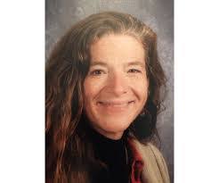 Mindy Mckee's Instagram, Twitter & Facebook