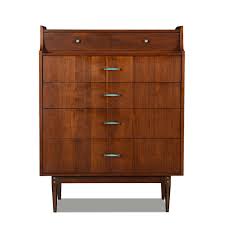 The interior and exterior has been detailed. Kroehler Mid Century Modern Walnut Highboy Dresser With Aqua Pulls At 1stdibs