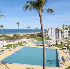 Elegancia y magia a orillas del atlántico en un lujoso hotel de estilo colonial con una zona de wellness & spa y descuentos exclusivos en campos de golf en chiclana de la frontera, cádiz. Hotel Barrosa Park In Chiclana De La Frontera Cadiz Hipotels