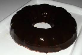 Creme Patissiere De Cyril Lignac Ca Ne Sent Pas Un Peu Le Brule La Glacage Miroir Chocolat Miroir Chocolat Poire Au Chocolat