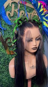 Hi ! My name is Chanel & I’m a Queens Based Wig Maker