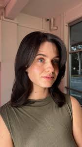 Global tint freshen up for @hilary.boyce #brownhair#hair #wella  #deeprichbrownhair #darkhair #wellacolor