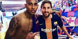 Barcelona — españa — 2016 trofeo joan gamper — f.c. Instagram Recuerdo De Sebastian Villa Con Lionel Messi Despues Del Trofeo Joan Gamper 2018 Barcelona Vs Boca Juniors