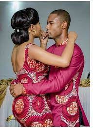 This book is for you regardless of your relationship status. Couple En Pagne Home Facebook