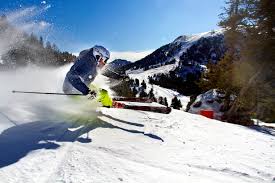 Per gli altri impianti l'apertura è prevista per il 30 novembre, salvo avverse. Relax Sci In Trentino Alto Adige