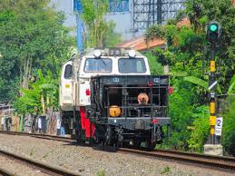 Pin On Indonesian Railways Photography