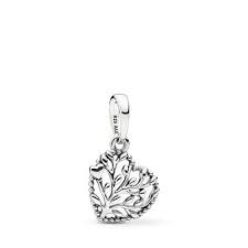 Raffigurante Un Rigoglioso Albero Della Vita Con Foglie Delicate Questo Charm In Argento Sterling 925 Rappresenta La F Gioielli Con Incisioni Argento Pendente