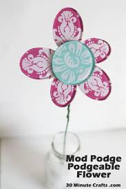 And not only does it make them a bit more durable. Mod Podge Flower 30 Minute Crafts