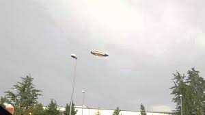 The first ever replica of the goodyear blimp on simpleplanes! Goodyear Zeppelin Uberm Hessentag Youtube