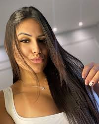 Débora (@deborajacob__) • Instagram photos and videos