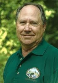 Lee Ackerman's Instagram, Twitter & Facebook