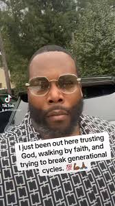 @DrAlHollie's video Tweet