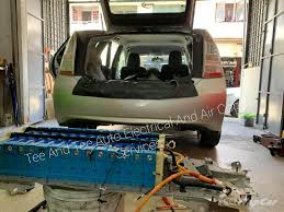 Chart untuk perbezaan antara bateri kering dan bateri basah. Used Hybrids Are Really Cheap So Should You Buy A Used Toyota Prius Camry Hybrid Or Honda Insight Wapcar