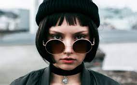 Black curly pixie cut for african american. Wallpaper Black Short Hair Girl Hat Glasses 2560x1600 Hd Picture Image