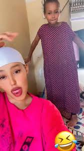 Bal gabadha yarta ah iyo naagtaan weeyn farqiga u dhaxeeyo ila qiimeeya .  Alla maxaa aduun yaab yaalo!