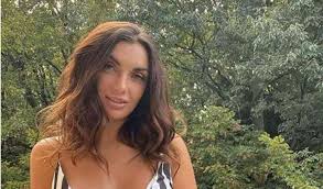 Per il suo matrimonio la lamborghini ha scelto il wedding planner più stiloso di sempre il matrimonio di elettra lamborghini e afrojack, deejay olandese, si avvicina sempre di più. Elettra Lamborghini Eta Altezza Peso Sorelle Matrimonio E Patrimonio The Italian Times