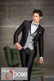 Abiti da sposa in raso bianco e blu 2018 a line royal bandage donna ricami vintage beach abito da sposa corte dei treni abiti da sposa eleganti. Abiti E Vestiti Da Sposo Blu Scopri I Nostri Abiti