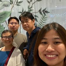 Happy birthday, Ma'am Leni Robredo! Karangalan ang maging kaibigan,  kakampi, at kasama mo sa laban! Mananatili po ang paghanga ko sa inyong  katatagan, sipag, at pagmamahal sa bayan, upang masigurong ang lahat