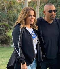 ويعرض لسيد رجب حاليا فيلم وقفة رجالة الذي بدأ عرض الفيلم في منتصف يناير الحالى، من بطولة ماجد الكدوانى، وسيد رجب، وبيومي فؤاد. Ø­Ù‚ÙŠÙ‚Ø© Ø¥ØµØ§Ø¨Ø© Ø§Ù„ÙÙ†Ø§Ù† Ø§Ù„Ù…ØµØ±ÙŠ Ø£Ø­Ù…Ø¯ Ø§Ù„Ø³Ù‚Ø§ ÙˆØ²ÙˆØ¬ØªÙ‡ Ø¨Ù€ ÙƒÙˆØ±ÙˆÙ†Ø§