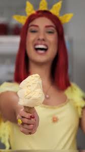 PROVIAMO I KINDER ICE CREAM! 😋 (gelati Kinder 😍) *Salti di gioia per  Alyssa*