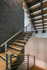 A modern floating staircase often combines glass treads with glass balustrading, allowing light to travel for stair for a truly minimal feel often associated with contemporary stairs. 75 Beautiful Modern Staircase Pictures Ideas July 2021 Houzz