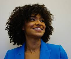 Krista Durant's Instagram, Twitter & Facebook