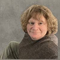 Karin Maynard's Instagram, Twitter & Facebook