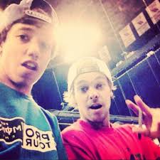 Brian Hildebrandt (@Hildy_7739)