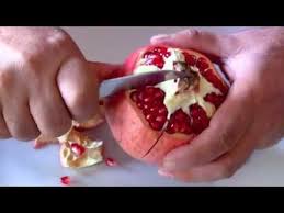 Granatapfel Entkernen Schalen Schneiden Granatapfel Richtig Entkernen Lifehack Youtube Granatapfel Schalen Granatapfel Entkernen Gesundes Essen